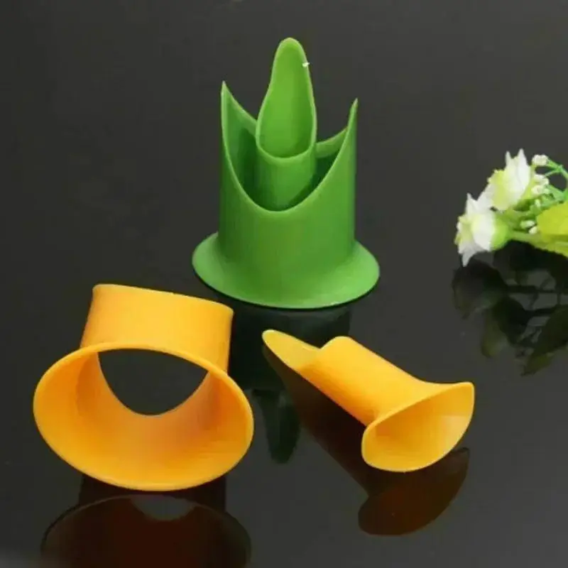 2025 New 2Pcs/Set Kitchen Pepper Tomato Pepper Pedicel Corers Slicer Pepper Seeded Remover Device Fruit Vegetable Seed Remover