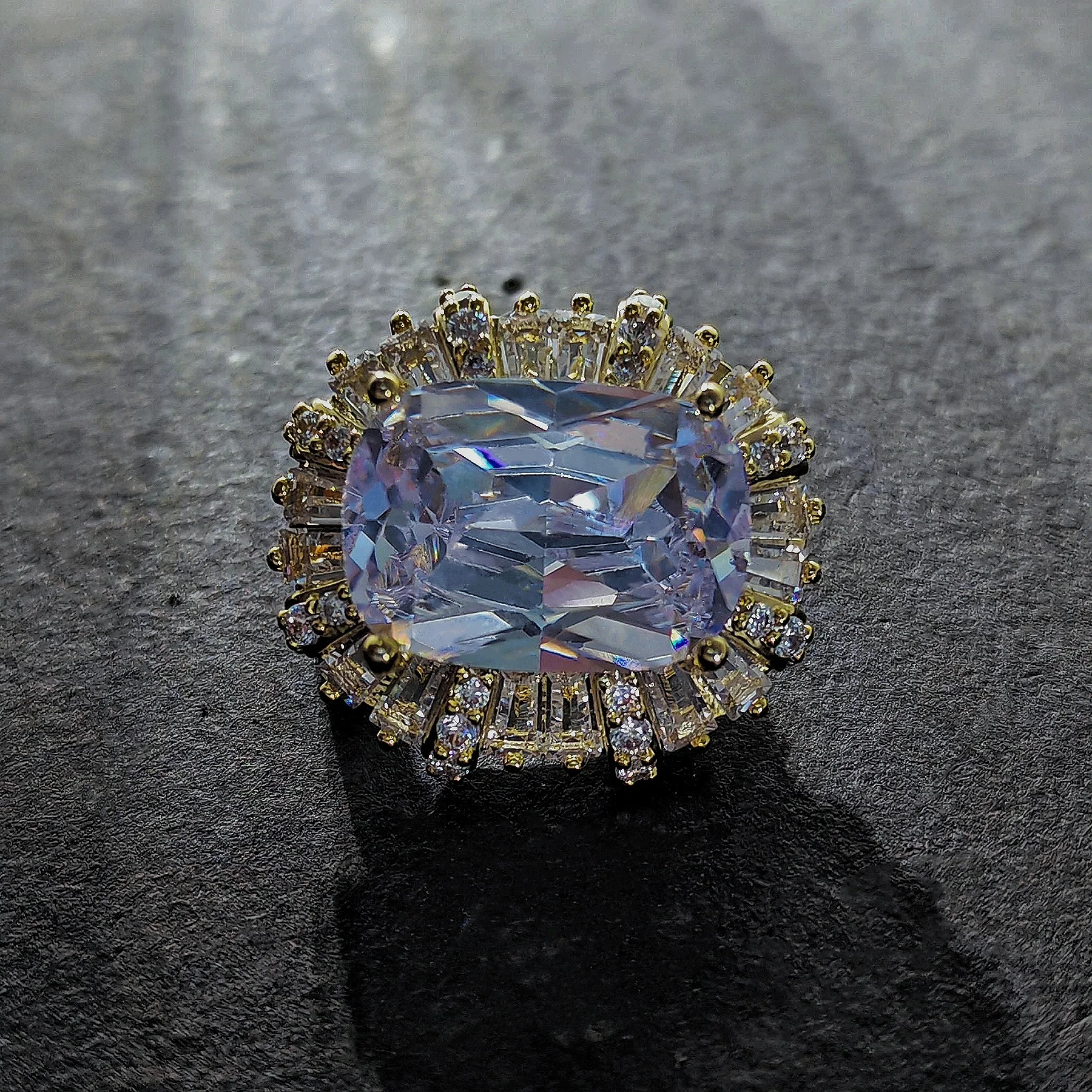 Sparkles Gold Tone Light Purple Color Changing Rectangle Stone Lapel Pin