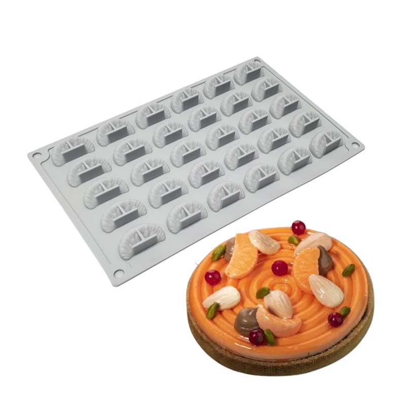 4 4Pcs Mushroom Muffin Mold