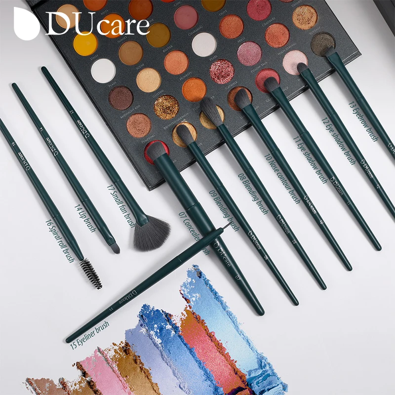 DUcare 전문가용 메이크업 브러시 17개 세트, 얼굴/눈: 파운데이션, 컨실러, 컨투어, 하이라이터, 파우더 ? 스펀지+세척패드, 그린, 여성용, 여행용 ? 합성모