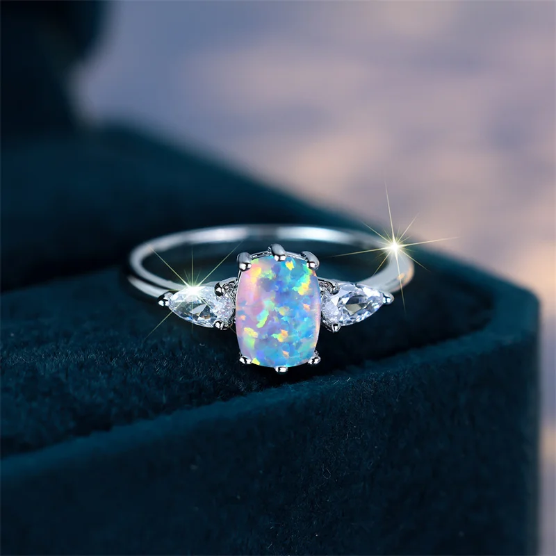 Cute Female White Fire Opal Stone Engagement Ring Vintage Silver Color Summer Wedding Jewelry For Women