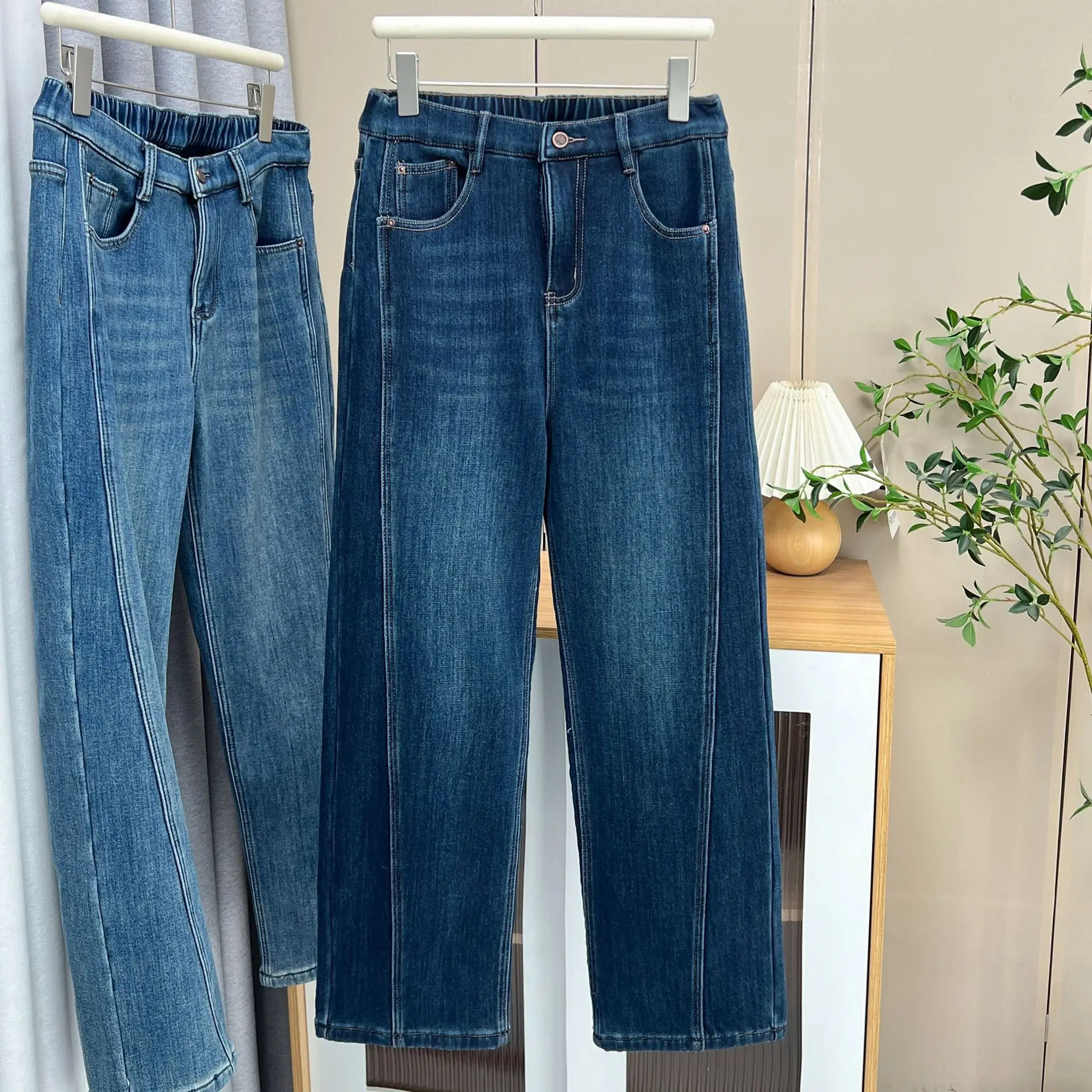 XXXXXL Fashion Plus Size Women's Jeans Winter New Style Simple Retro Fleece Warm Thickened Denim Straight Leg Long Pants 8662