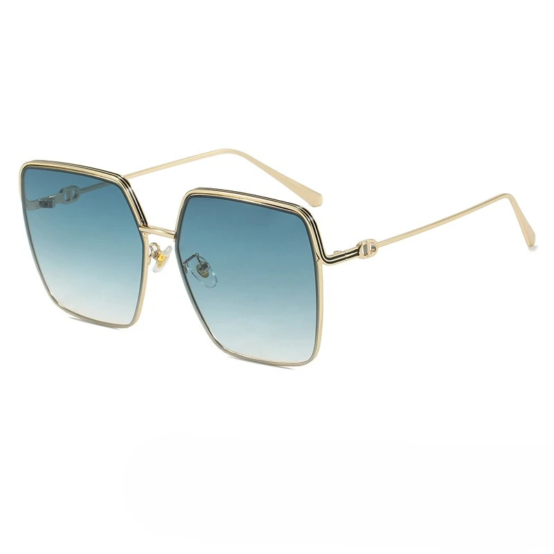 ? ? 2025 �Ż� �м� ������ ���۶� ������, ū ��Ż ������ UV400 ���� Ʈ���� ��Ʈ���� �����ִ� ���������� ���̵� ?