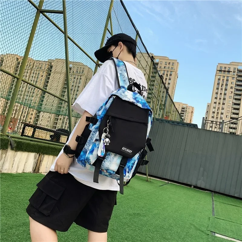 Рисунок 3 - Классный Мужской рюкзак с надписью