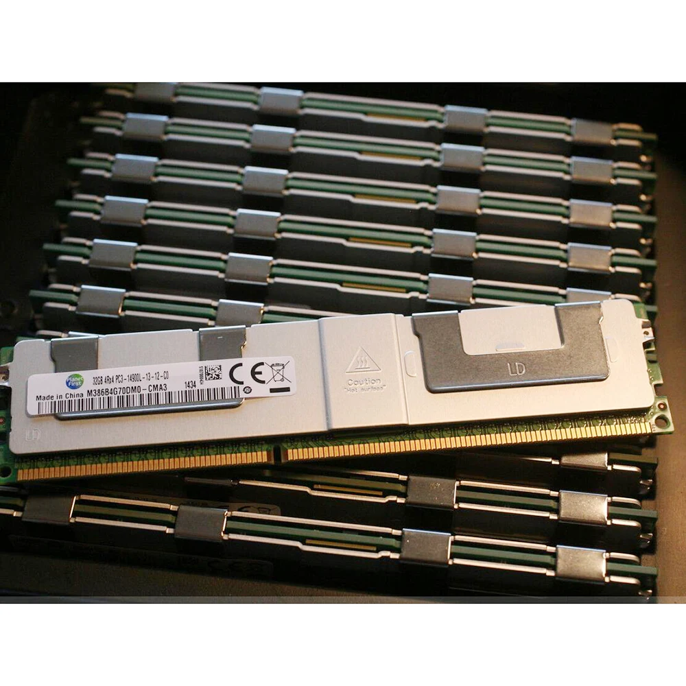 1 Pcs For IBM X3650 X3500 X3550 X3750 M3 M4 RAM 32G 32GB DDR3 1866 ECC REG 4RX4 Memory 5 1 Pcs For IBM X3650 X3500 X3550 X3750 M3 M4 RAM 32G 32GB DDR3 1866 ECC REG 4RX4 Memory - Image 3