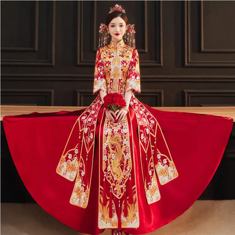 

Oriental Exquisite Dragon Phoenix Embroidery Marriage Toast Cheongsam Traditional Chinese Couple Wedding Dress Qipao Vestidos