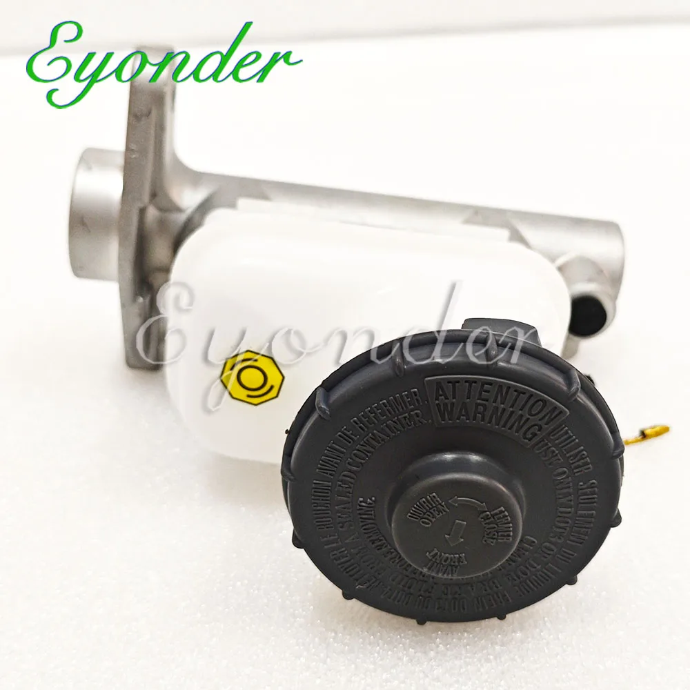 Brake master Cylinder Pump for 1996-2000 Honda Civic 1.6L I4 46100-S04-A01 46100-S04-A02 46100S04A01 46100S04A02