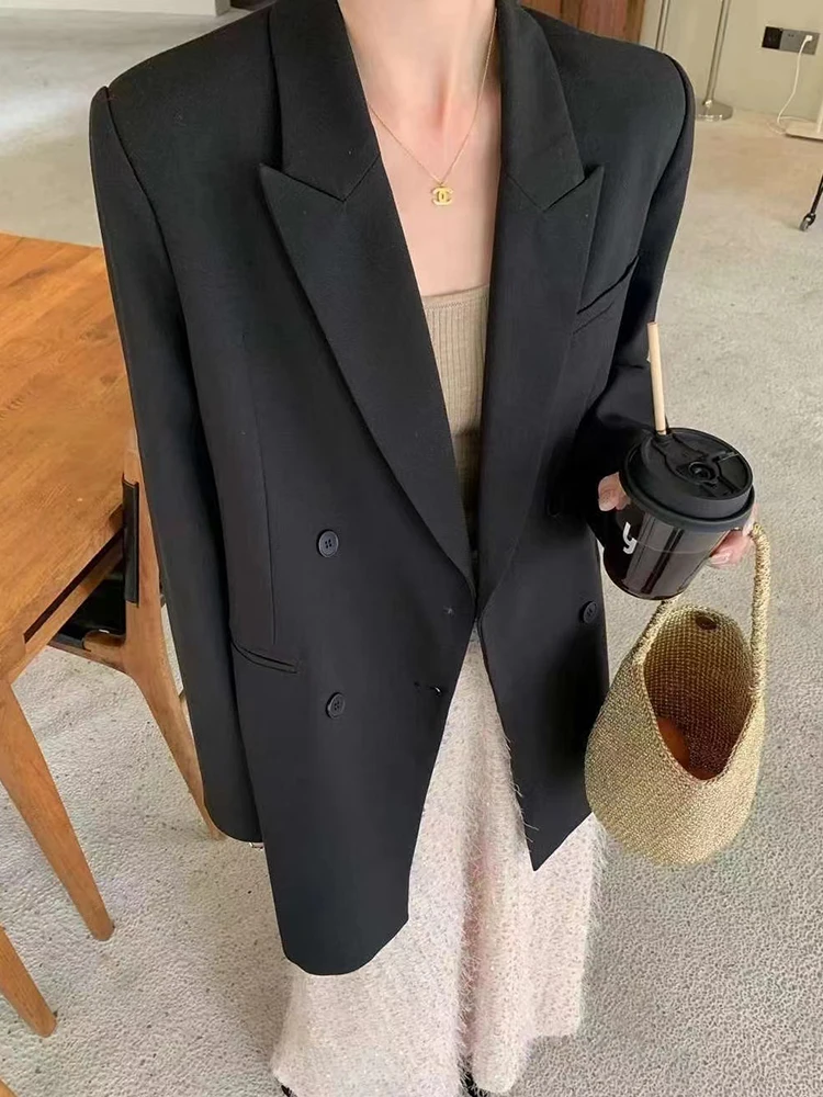 Рисунок 4 - Пиджак LANMREM женский с присборенной талией