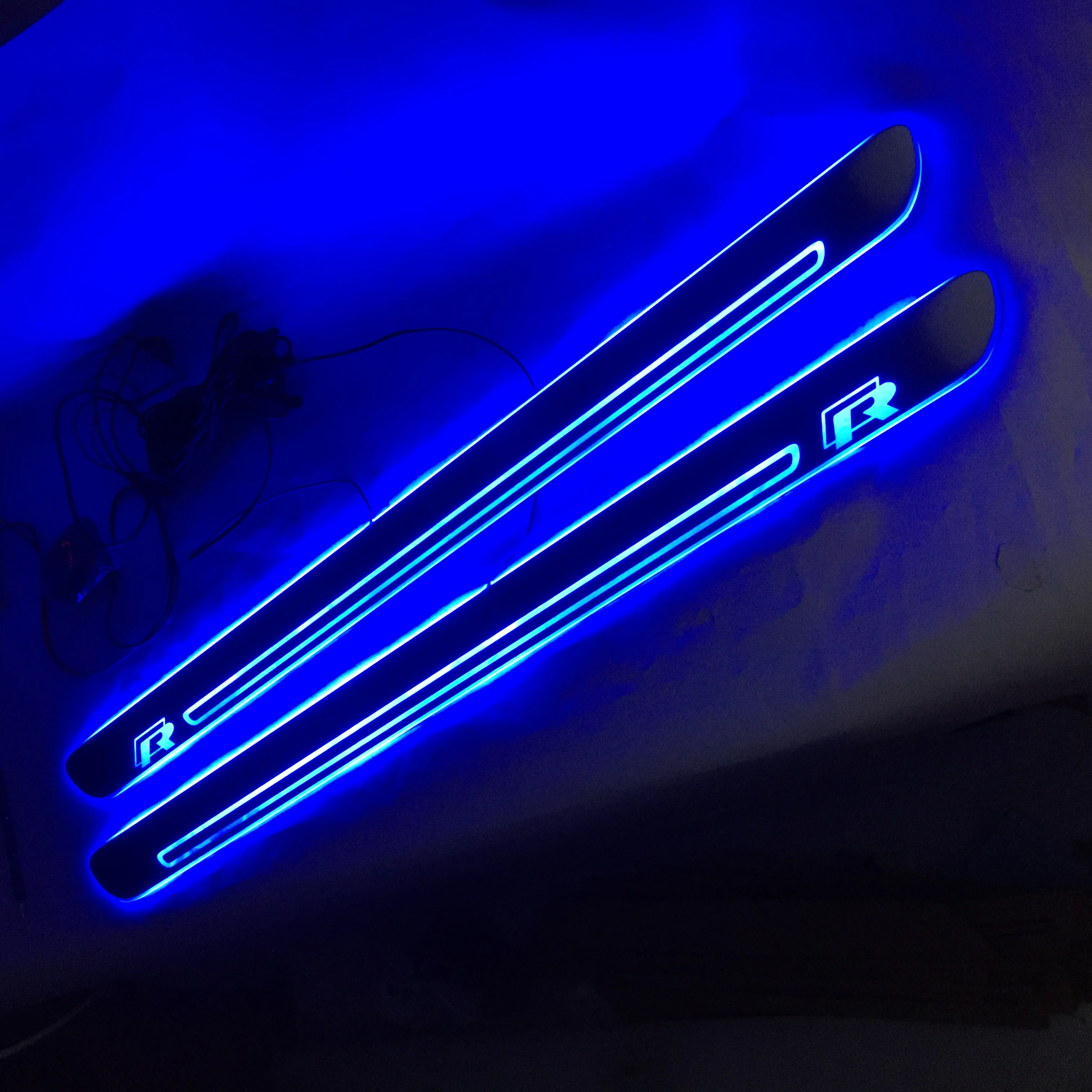 

2PCS Customized LED Welcome Pedal /Led Moving Door Sill Scuff Plate Guard Sills Protector Trim For Volkswagen Scirocco 2door