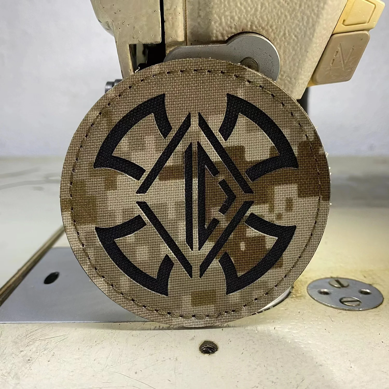 

IRREGULAR DEFENSE style laser cutting magic patch Ding armband morale badge