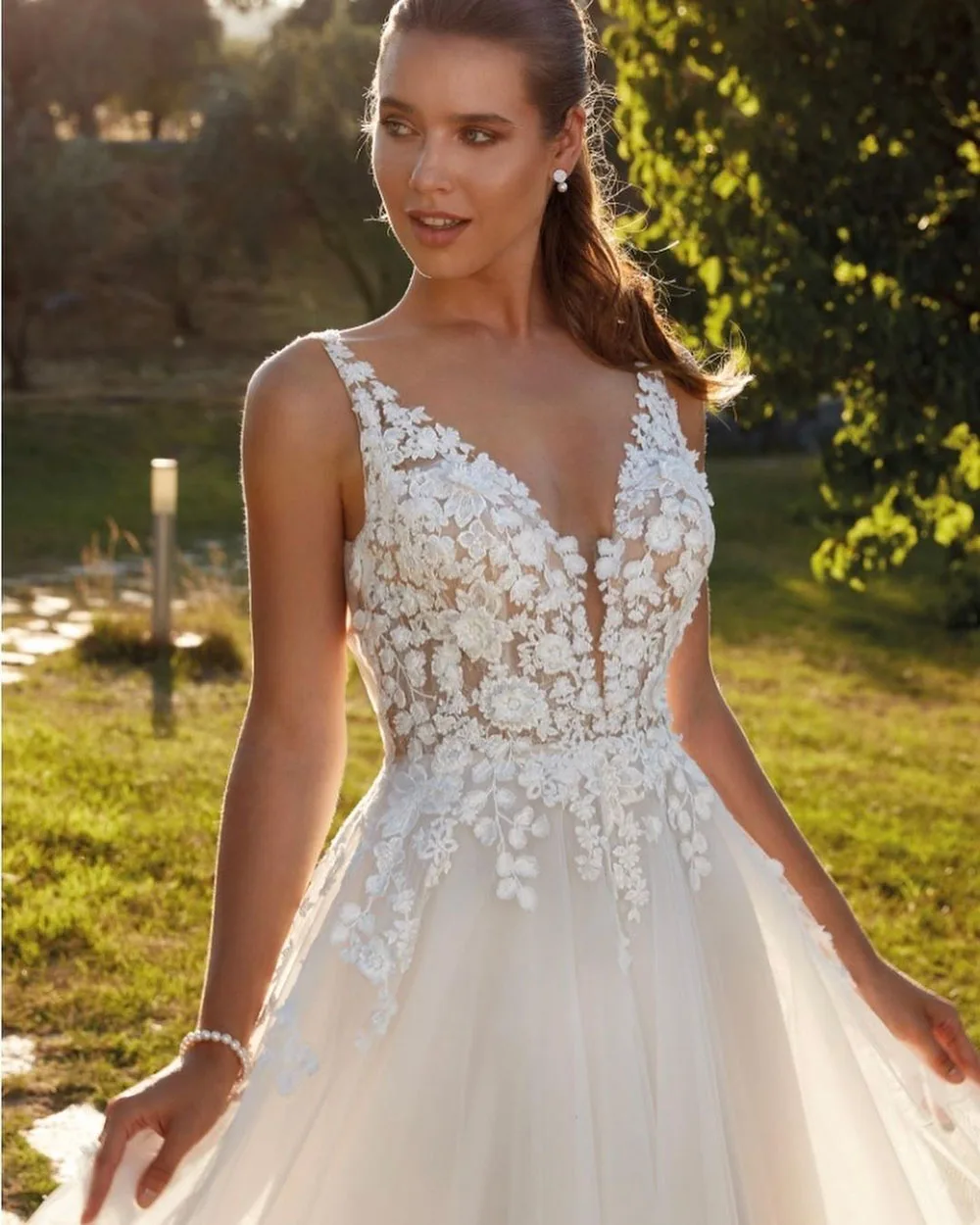 SoDigne Formal Princess Women Wedding Dresses Lace Flower A Line Bride Gowns Button Backless Bridal Dress For Wedding Customized 14 S835dda97b636451eab5c62718f9c95a5Z