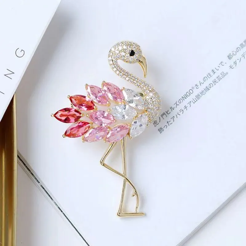 Fashion Pretty Flamingo Bird Spille Per Le Donne Spille Unisex Bird Animal Dress Accessori Spilla Da Festa Lady Luxury Jewelry Gifts