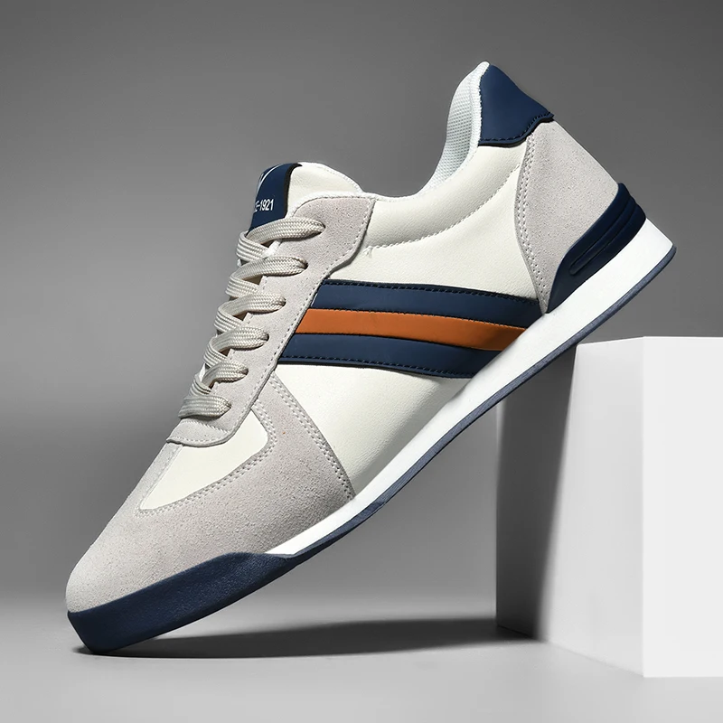 2026 Men Retro Sneakers Flat Sole Versatile Casual Shoes Comfortable Daily Footwear Stylish Vintage Men's Footwear 1