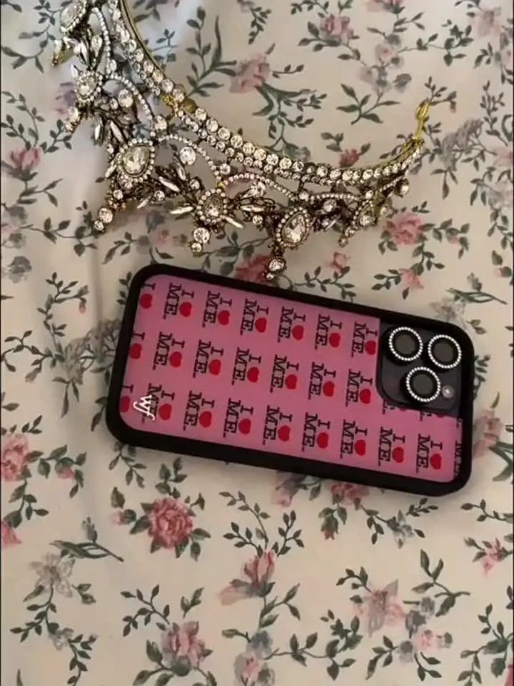 wildflower iPhone16Proケース I Heart Me ブルー Gingham Hearts | Blue iPhone 16 Pro Max Case – Wildflower Cases