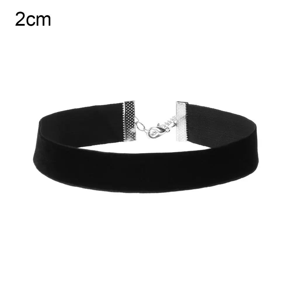 Produktbild von EIHI Choker Kette Damen, Velvet Chokers Schwarz Band Choker Halskette Für Damen Mädchen, 3 Stück