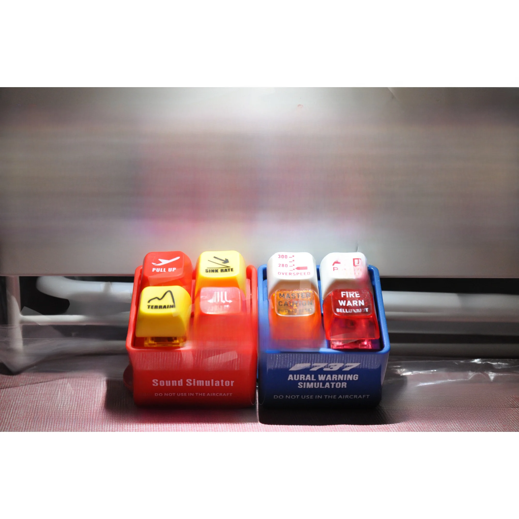 Led Alarme Porte-clu00e9s D'alerte Pilote Et D'u00e9quipage EGPWS Simulateur Sonore Bouton De Securite Led Pour Cockpit Aviation Porte Cles Dalerte Durgence Egpsb737 Cockpit Simulateur