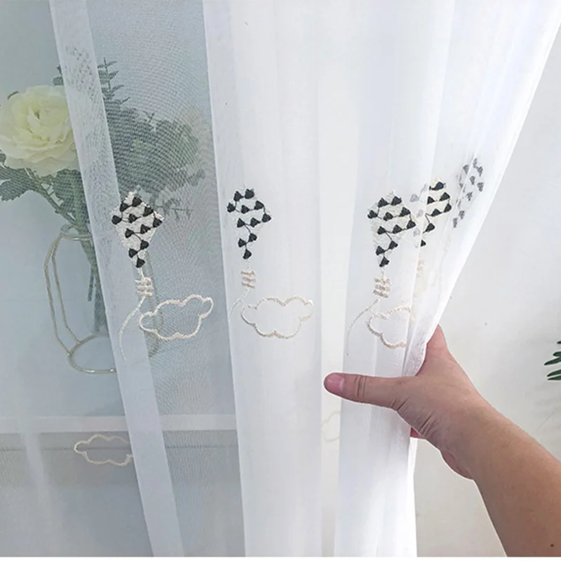 21287800490_1183834110