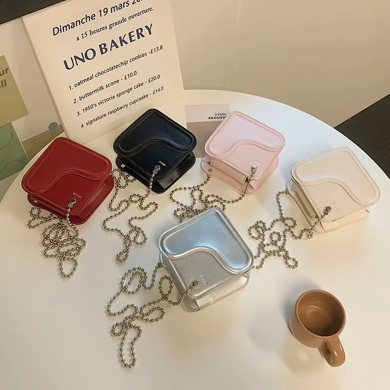 Mini Shoulder Bags New Korean Style Love Mini Square Chain Crossbody Bag Lipstick Woman Bag Casual Simple Purses and Handbags