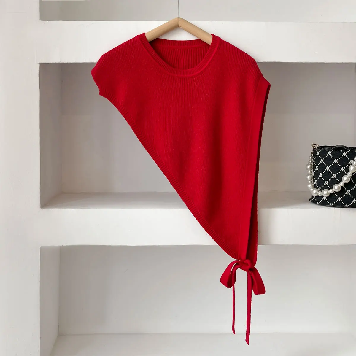 2025 Spring and Summer Fashion Versatile Women's Skew Triangle Shawl Women Match Coat Woolen Knitted Pullover Slit Cape Designer