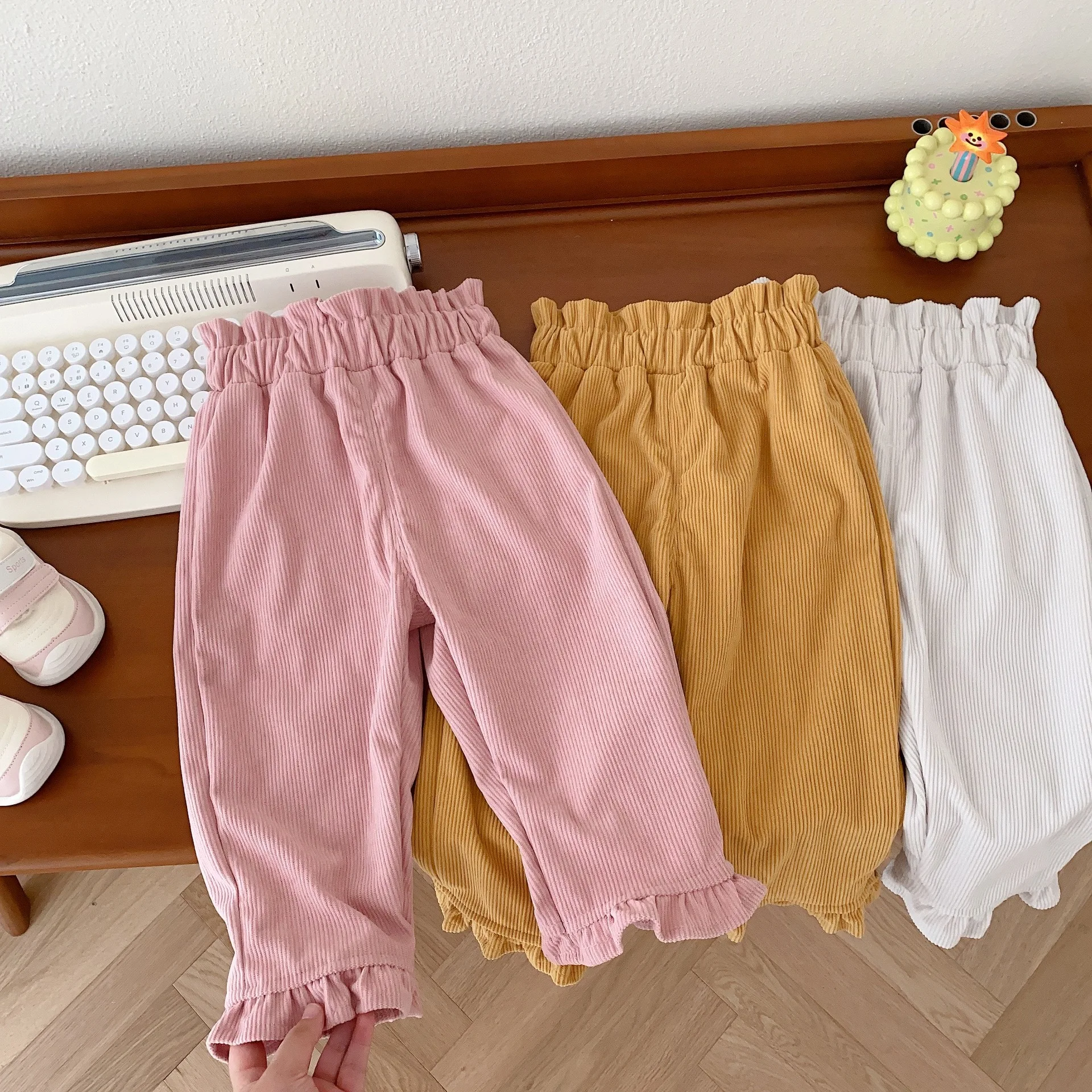 

Kids Clothes Girls Corduroy Pants 2023 Autumn Korean Toddler Baby Girls Solid Color Casual Trousers 1-5Y Children's Pants