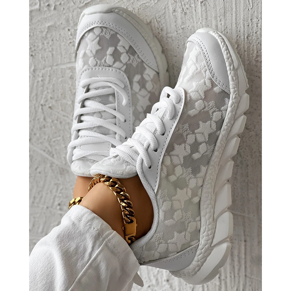 Women Star Pattern Lace-up Breathable Sneakers Daily Casual Round Toe White Sports Shoes Spring Fashion Going Out Running Shoes