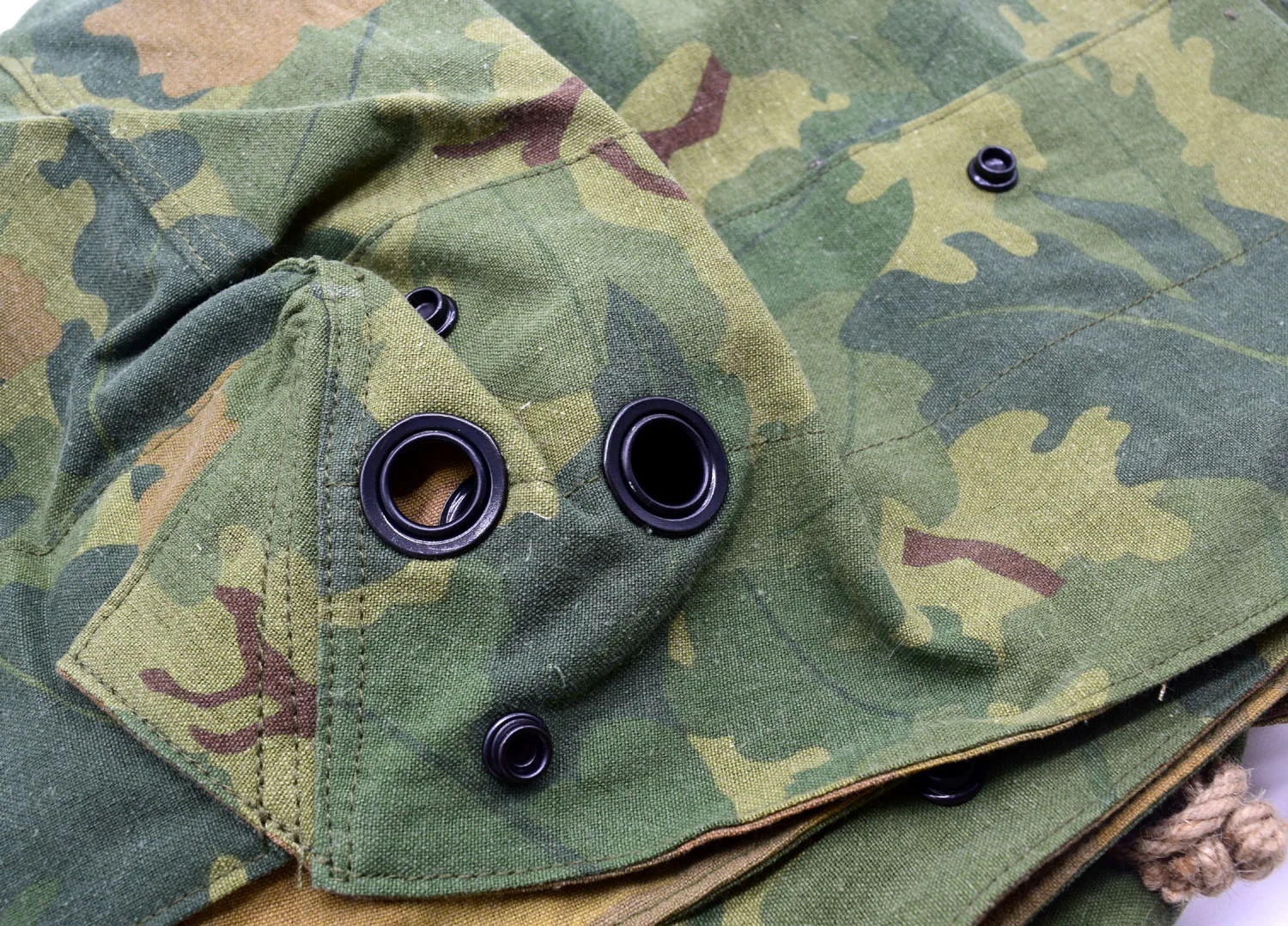 REVERSIBLE Vietnam War US M1 Mitchell Camouflage Half shelter Tent 002