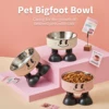 A smiling face high-legged pet bowl, fashionable stainless steel large-capacity dog ​​bowl for feeding and water, neck-protectin