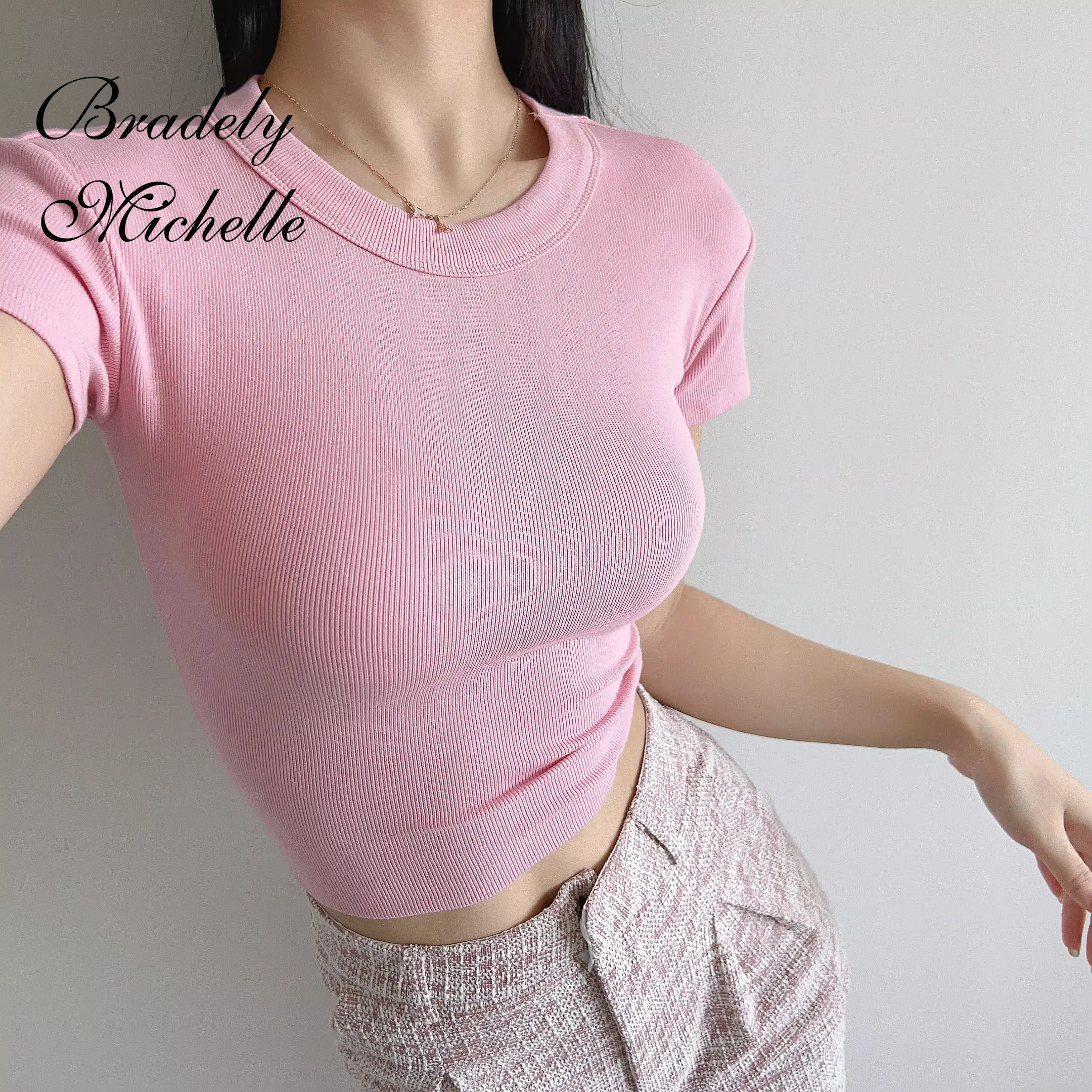 

Базовый женский сексуальный топ с круглым вырезом, летний однотонный укороченный топ с коротким рукавом, укороченная футболка, укороченные топы