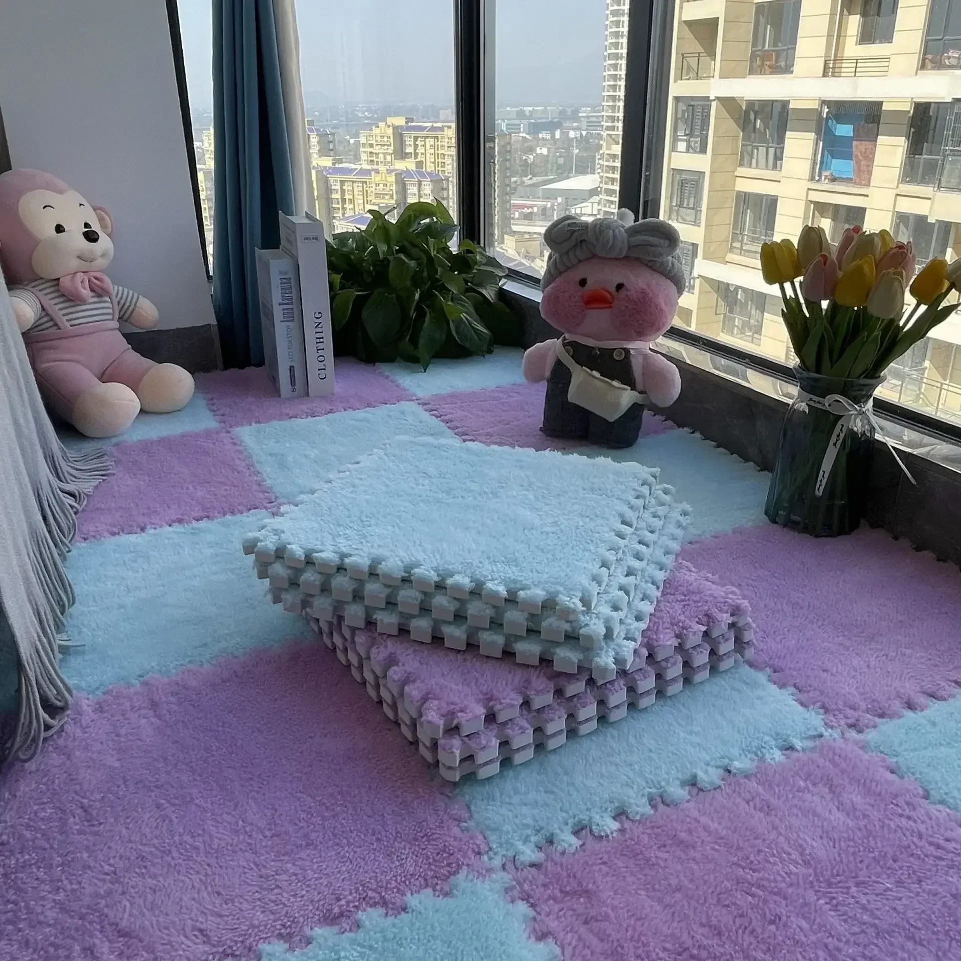Soft Plush Kids Play Mat - 30*30CM Warm Interlocking Puzzle Rug
