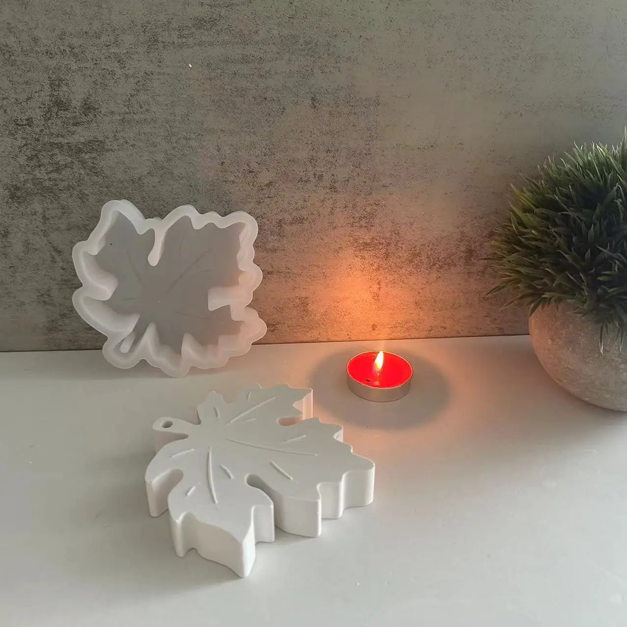 Slide image e88045a0ce00485eae9e6e949a335ef4