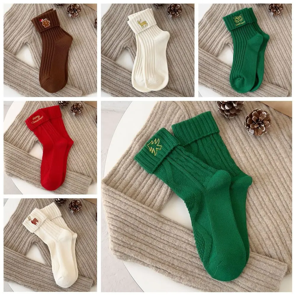 Breathable Cotton Christmas Embroidery Socks Elk Bell Cartoon Hosiery Letter Christmas Tree Mid-Tube Socks Girls