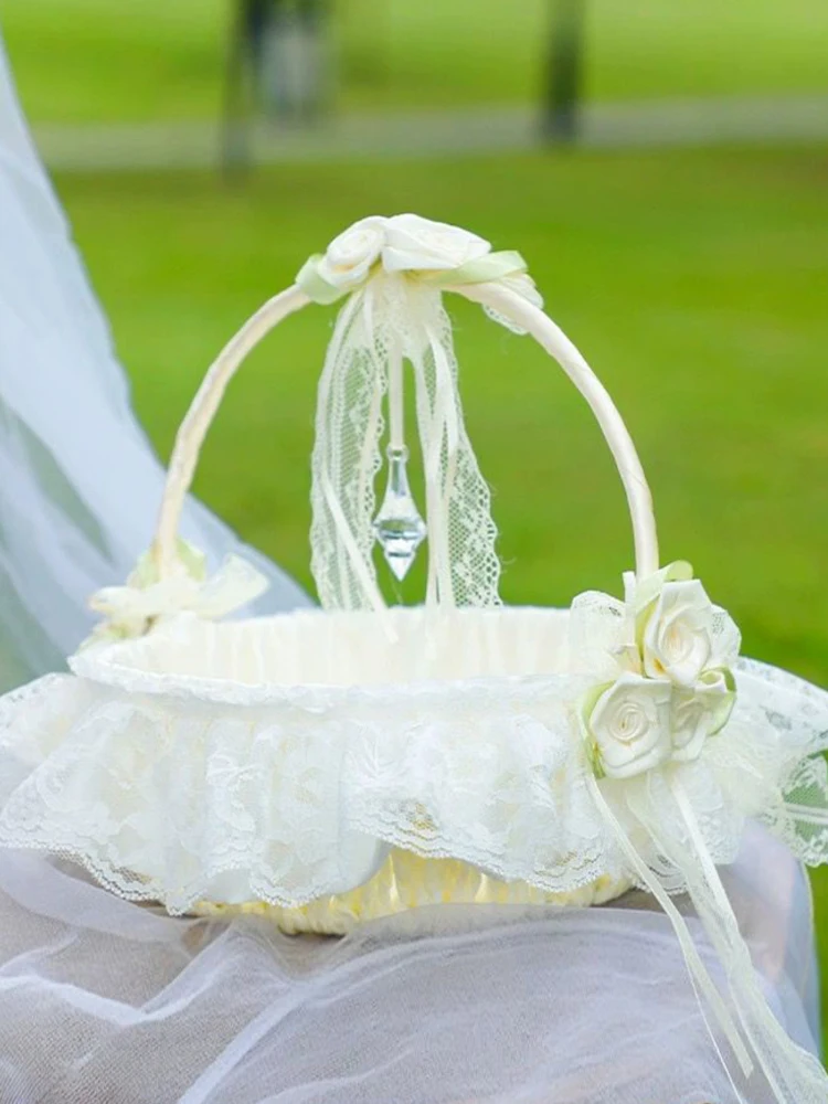 Dysetcs 2 Stks Elegante Witte Kant Bruiloft Bloemmand Bloemmeisje Mand Met Kunstmatige Kristal, Vouwen Handgrepen Bruiloft Hand Bloemmand Voor Ceremonie Party Decor