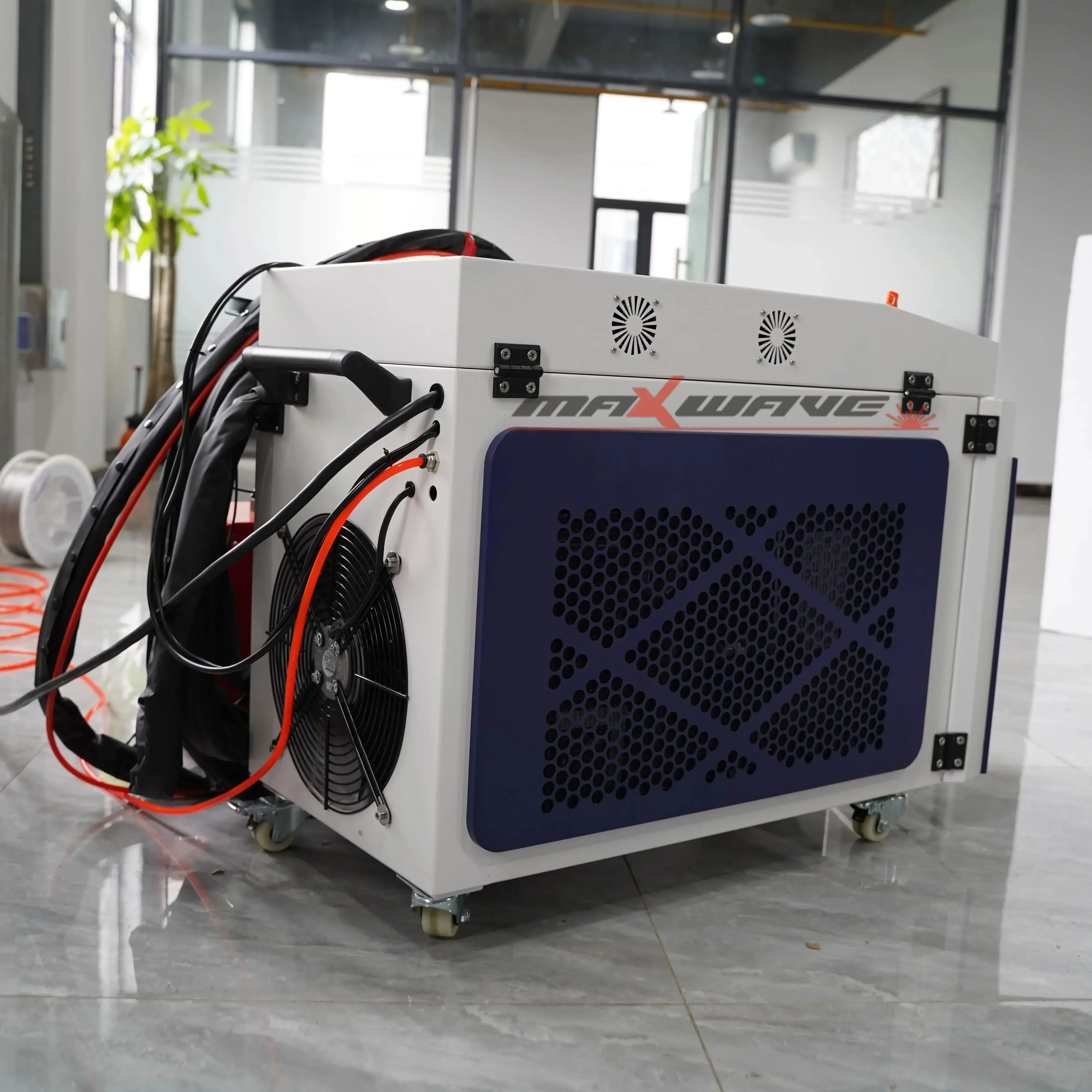 Handheld portable laser cutting welding machine rust removal 1.5kw 2kw 3 in 1 fiber machine 3