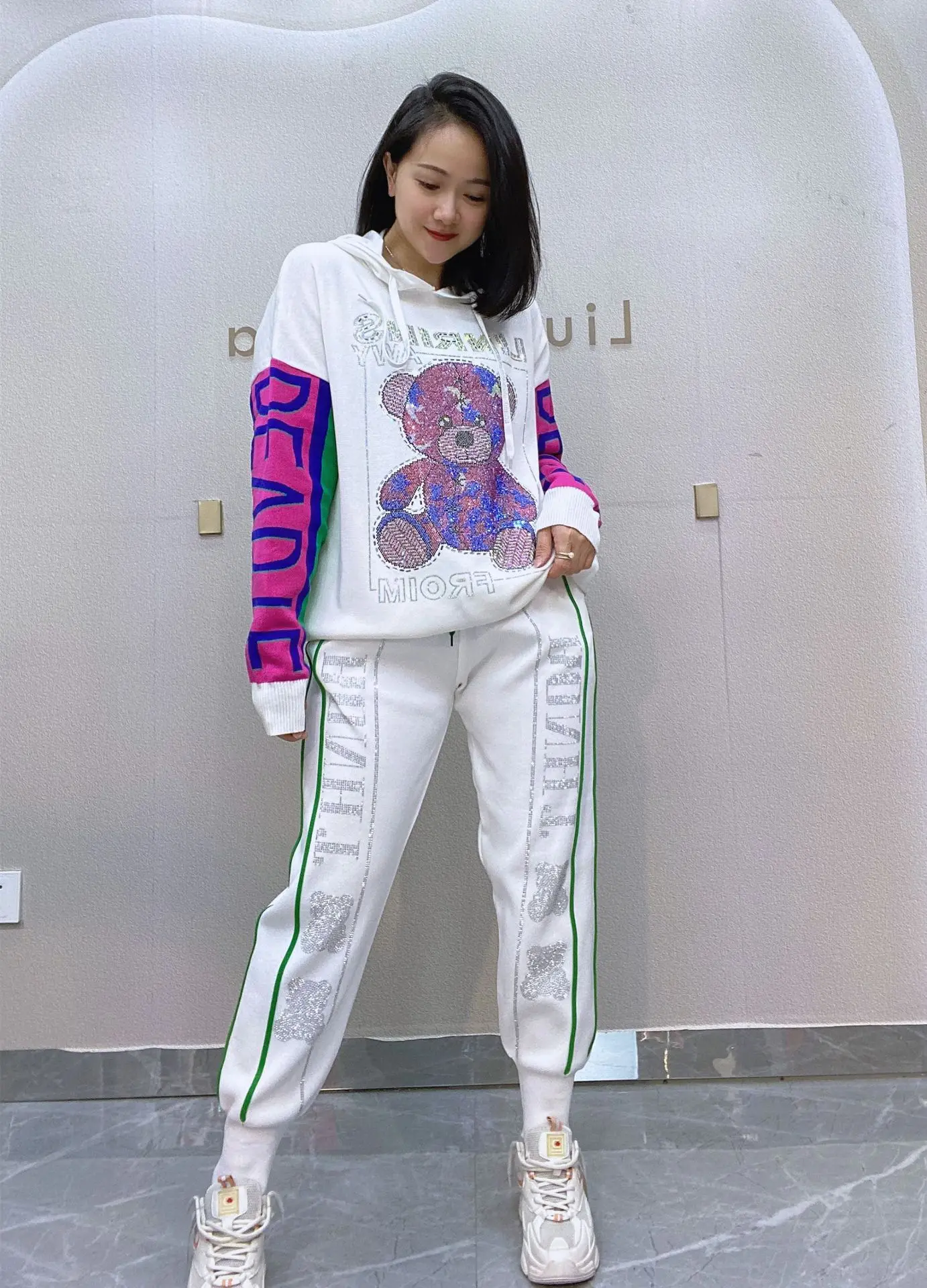 Fashion Bear Diamonds Sweater Set with Long Pants Women Autumn Tracksuit Loose Casual Hooded Two Piece Sets Womens Outifits