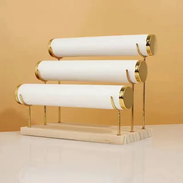  견고한 금속과 튼튼한 나무 베이스로 제작된 3 단 팔찌 디스플레이 스탠드