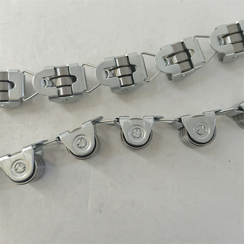 Escalator Handrail Newel Chain 17 Rollers 17 Pairs of Bearing Pitch 50.5mm