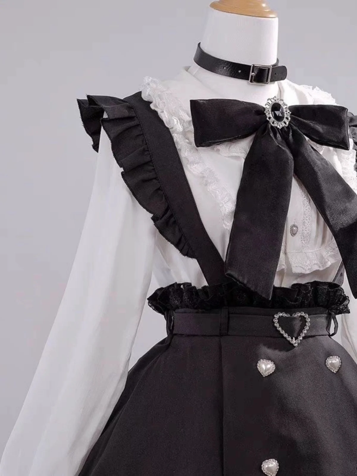 Japanese Mine Style Lolita Lace Bow Tie Long Sleeve White Shirt Heart Diamond Buckle Black Suspender Skirt Two-Piece Set Women