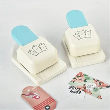 

1pc Kawaii Press Type Cutting Paper Lace Tool DIY Toy Flower Beater Pattern Photo Cutter Tool Scrapbooking Puncher