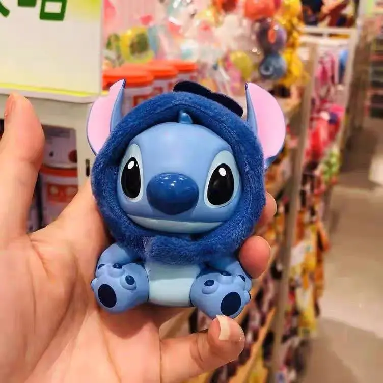 thumbnail image 1 of Figura de la serie Disney Chip 'n' Dale Fruit Headgear, figura de acción de anime Kawaii Stitch Lotso alien, modelo de dibujos animados, juguetes para niños, regalo de Navidad, 1 of 5