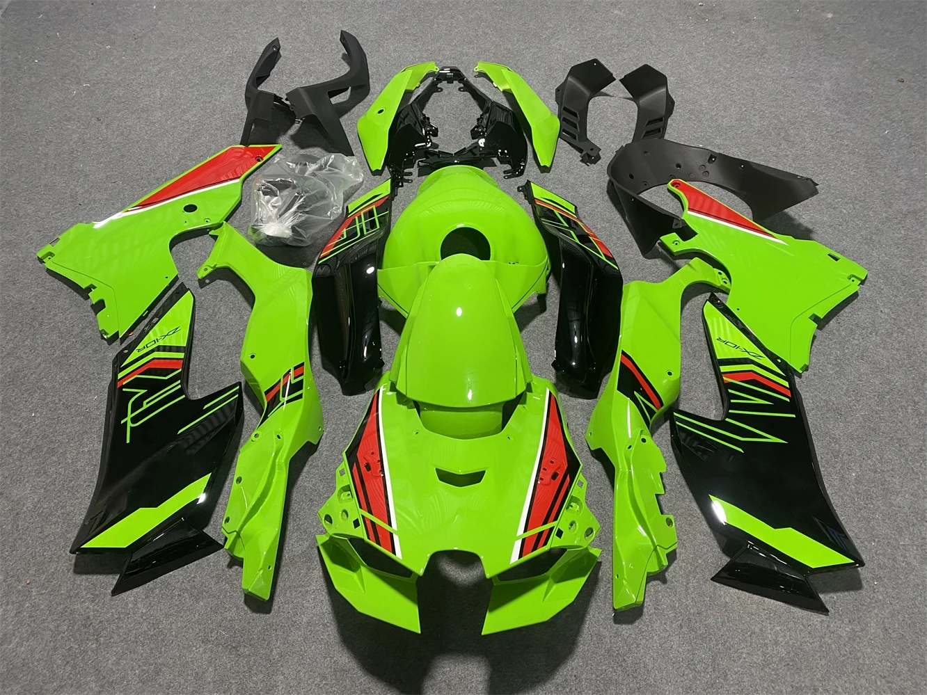 

Motorcycle Fairing kit for ZX-10R 2021 22 23 years -10R 2020 2021 2022 2023 Fairing Green Black Red motorcycle housing