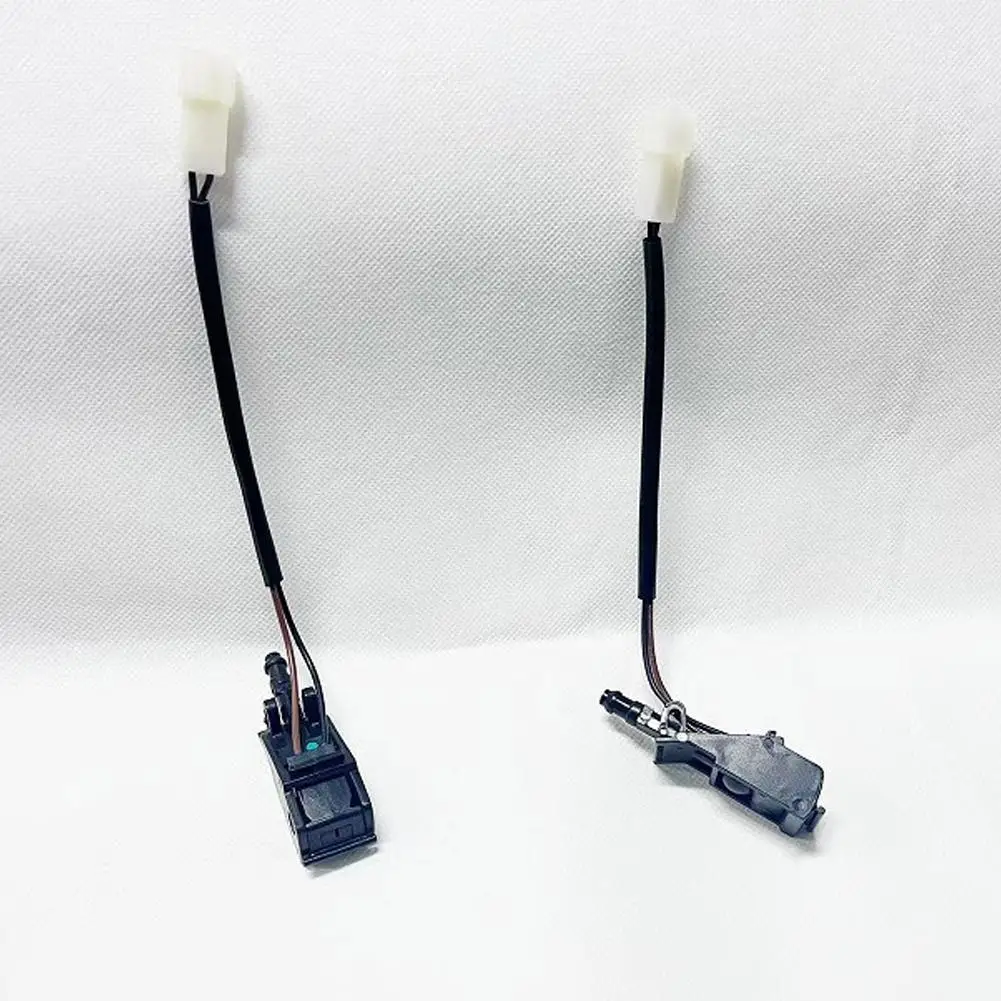 

1 шт., автомобильная насадка-распылитель для лобового стекла