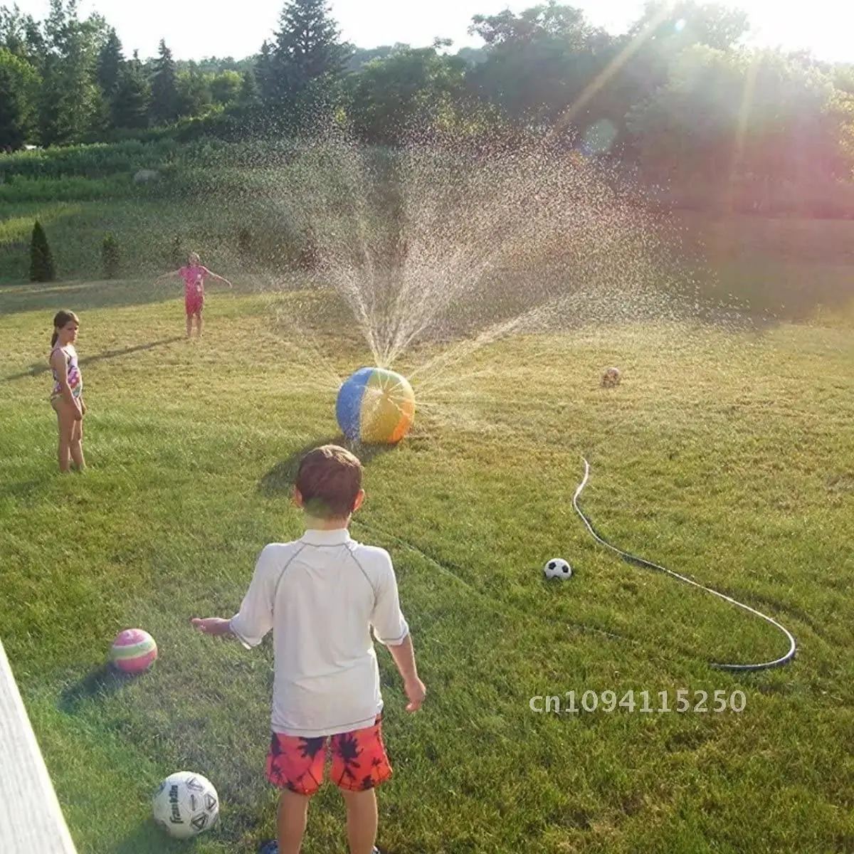 Funny Inflatable Spray Water Ball Kids Water Summer Ball Swimming Balls Lawn Outdoor Playing Pool Sprinkler The Toys Beach