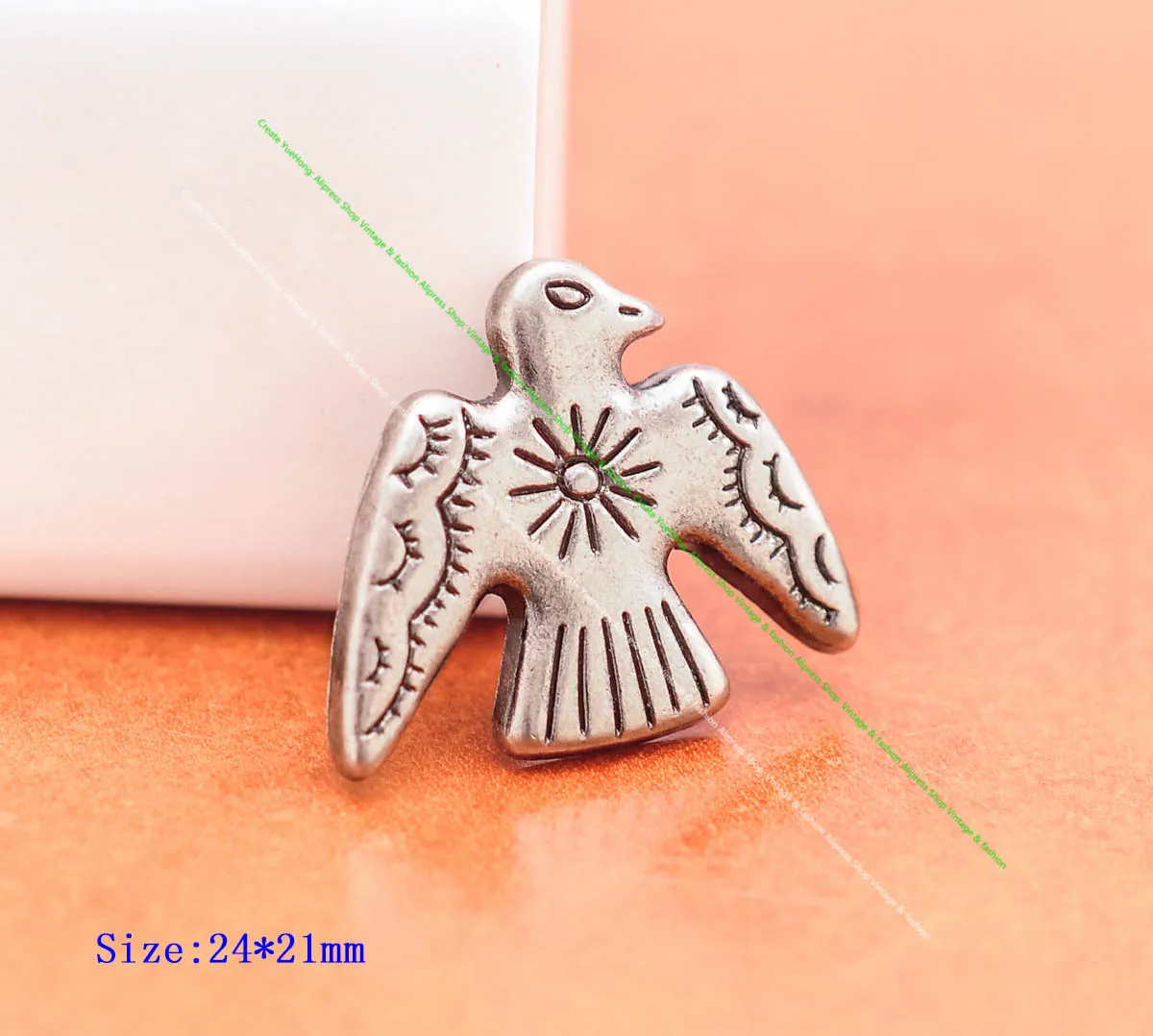 20 Stück 24*21mm Vintage Silber Original Ethno Südost Indische Kunst Sonne Donner Vögel Lederhandwerk Gürtel Schmuck Concho Screwback