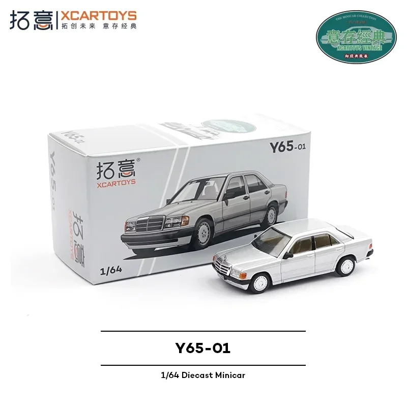 Xcartoys 1:64 190E blue / silver Diecast Model Car 4