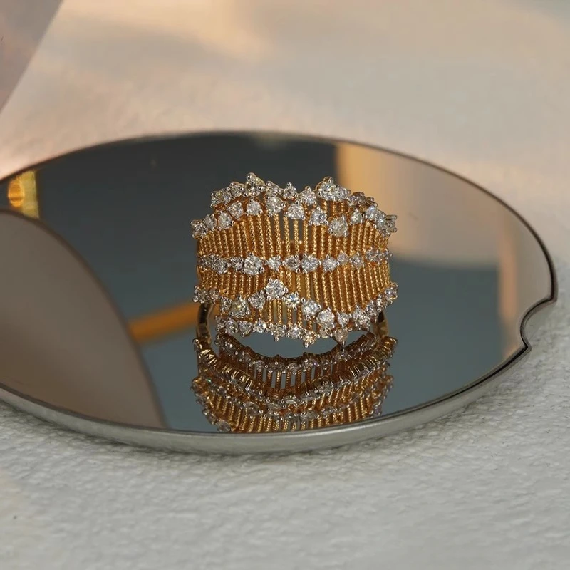 여성용 레트로 스타일 할로우 디자인 반지, 럭셔리 18K 금도금 마이크로 세트, AAAA A 지르콘, 크기 조정 가능한 핑거 링, 파인 쥬얼리