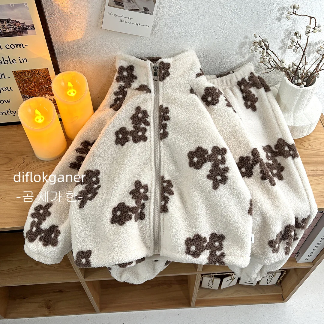 S8390034e988b4db1a26cc198482a9644w.jpg?width=1080&height=1080&hash=2160