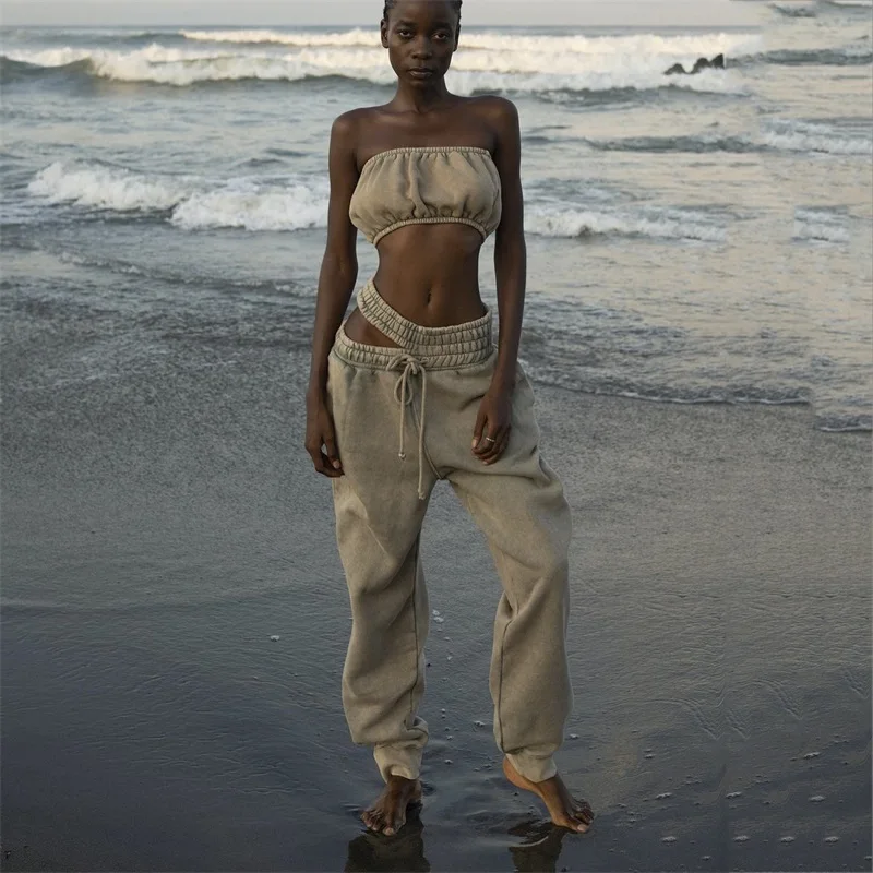 Рисунок 4 - Винтажные прямые брюки с низкой талией