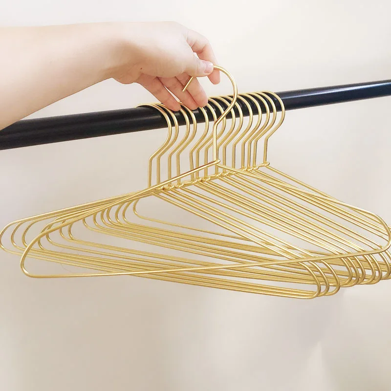5pcs Clothes Hangers Heavy Duty Metal Strong Non-Slip Clothing Coat Hanger For Bedroom Gold Silver Wardrobe Storage Organizer 2