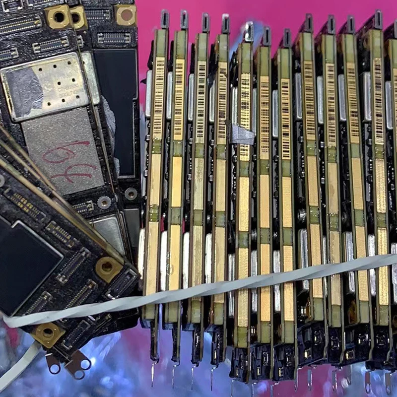 iPhone 12 Mini、11 Pro Max、X、XR、XS、13、7、8、6用の損傷した完全