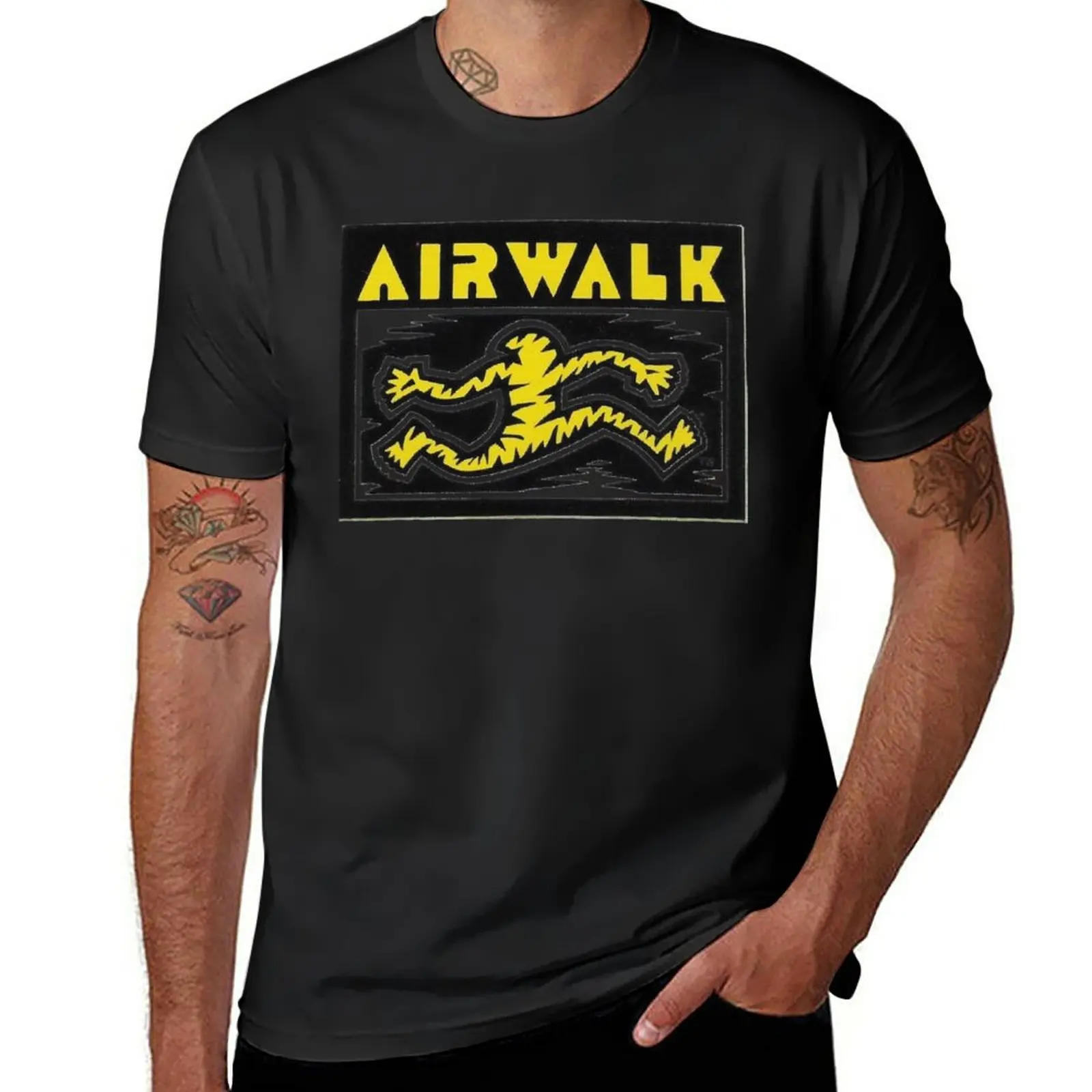 Nuovo Laufender Mann, Airwalk Schuhe Skateboard Design. T-Shirt Taglie Forti Magliette Per Ragazzi Magliette Oversize Per Uomo